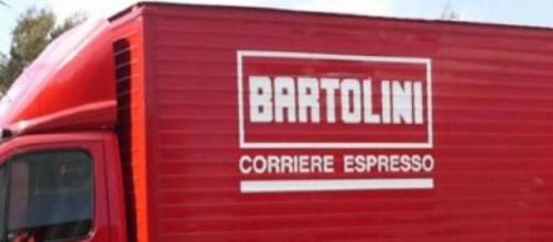 Assunzioni Bartolini: l'azienda apre le posizioni per impiegati operativi, serve diploma.