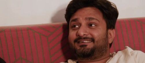 Sumit had to borrow money from his parents, relatives, and from the bank for his divorce. [Image Source: TLC/ YouTube]
