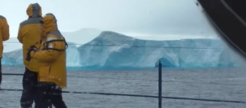 Antarctica: massive 93 mile long iceberg (A68a) from Larsen Ice Shelf. [Image source/Sheila Simkin YouTube video]