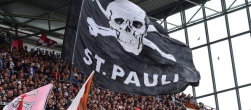 St. Pauli é um clube notoriamente de esquerda. (Arquivo Blasting News)