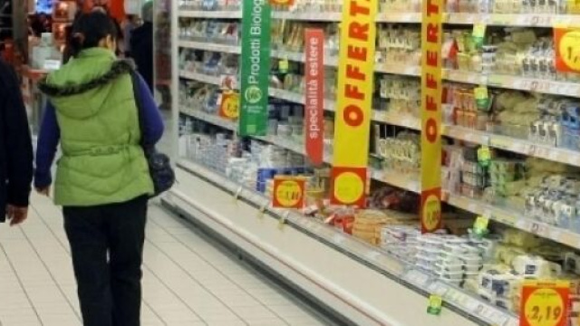 Assunzioni Supermercato24, selezioni per addetti spesa.