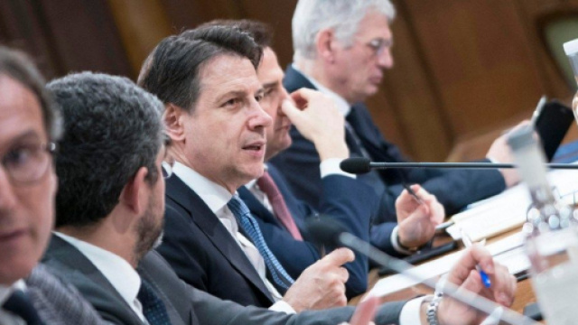Governo Conte al lavoro per varare il Dpcm di Natale.