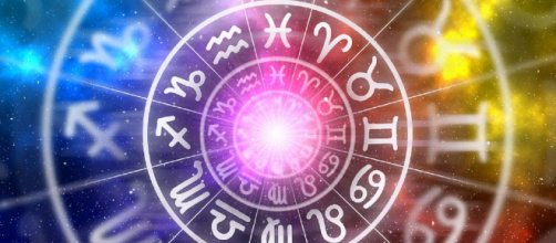 Previsioni oroscopo per la giornata di lunedì 14 dicembre 2020
