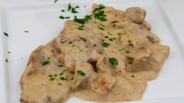 Scaloppine agli champignon, una ricetta italiana.