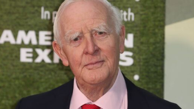 John le Carré, écrivain britannique célèbre pour ses romans d'espionnage est mort.