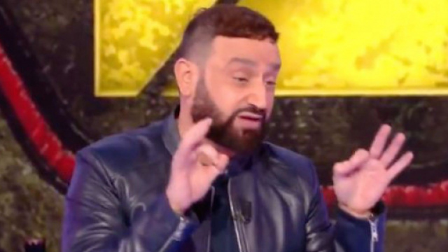 TPMP : La guerre est relancée entre Arthur et Cyril Hanouna. ©C8 Capture