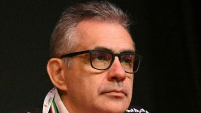 Fabrizio Pregliasco favorevole a misure restrittive pi&ugrave; dure durante le feste natalizie.