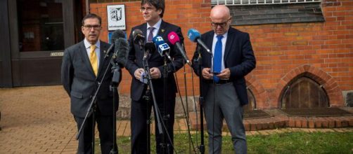 El abogado de Puigdemont presuntamente se habría reunido con socios de Sito Miñanco