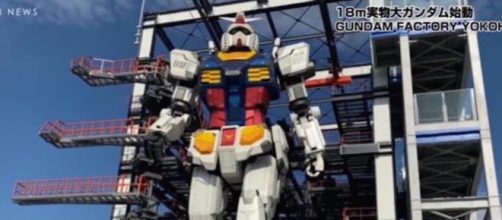 Le plus grand robot du monde, Gundam a fait ses premiers pas.©Capture YouTube