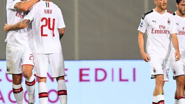 Serie A, Sassuolo-Milan 1-2: rossoneri sempre primi in classifica.