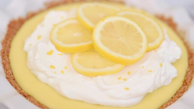 Crostata limone e arancia, gustosa in inverno.