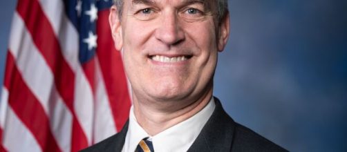 Rick Larsen in 2019. [Image via US House Office of Photography - Wikimedia Commons]