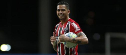 São Paulo aposta muito nos gols de Luciano para assumir a liderança provisória do Brasileirão, diante do Goiás nessa quinta-feira (03/12)
