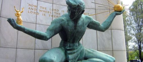'The Spirit of Detroit' by Marshall Fredericks at the Coleman A. Young Municipal Center [Image Source: Zirotti/Wikipedia Commons]