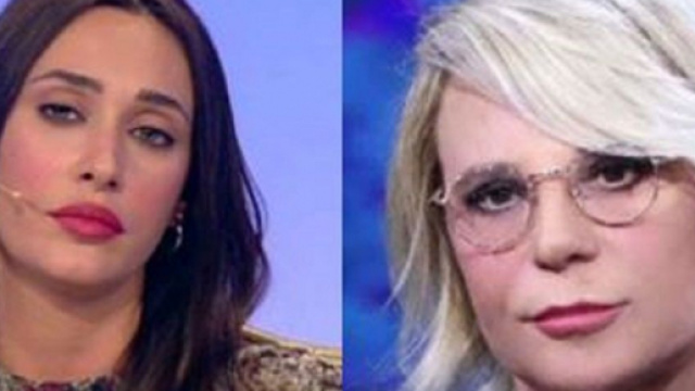 GF Vip, Sonia Lorenzini chiarisce perché Maria De Filippi non l'ha salutata.