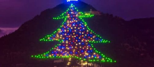 Accensione Albero di Natale a Gubbio 2020 - dailymotion.com