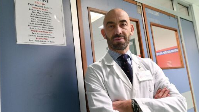 Matteo Bassetti, infettivologo del San Martino di Genova. (Foto tratta dal suo profilo Facebook).