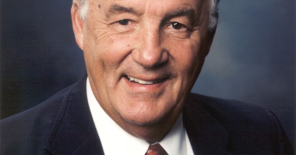 Former longtime U.S. Senator Paul Sarbanes dies at 87