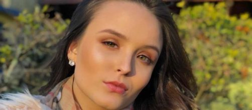 Larissa Manoela encanta com registro em Nova Iorque. (Arquivo Blasting News)