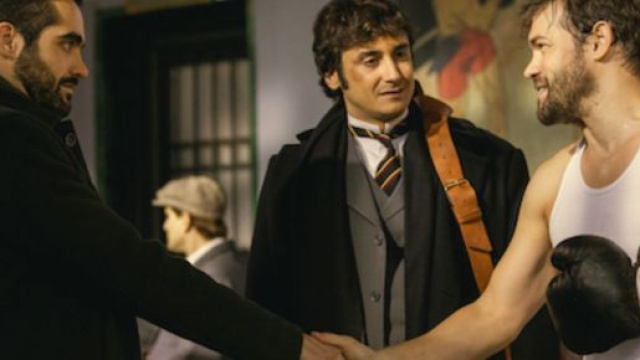 Una Vita, spoiler spagnoli: Tito viene ferito gravemente provando a salvare Flora