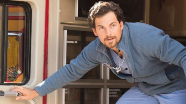 Nella 16x15 di Grey's Anatomy, Andrew DeLuca rischierà la vita durante una tempesta di neve.