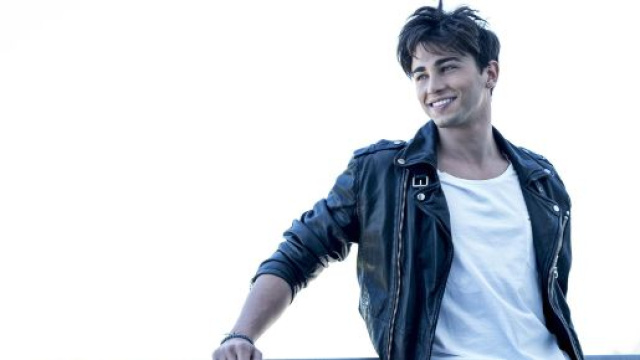 Riki chiede scusa a tutti dopo gli insulti omofobi a Davide Misiano.