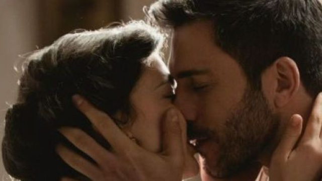 Una Vita, spoiler spagnoli: Lucia e Telmo trascorrano una notte di passione