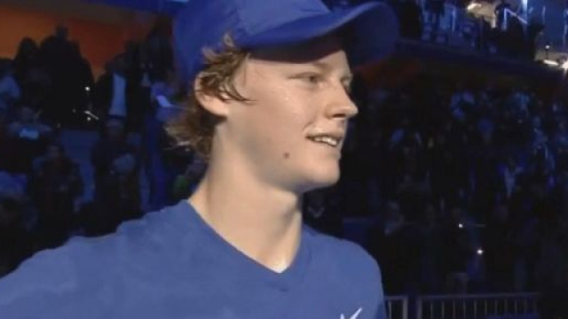 Jannik Sinner qualificato per i quarti di finale dei Rotterdam Open.