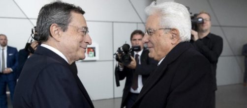 Si fa strada l'ipotesi di un governo guidato da Mario Draghi