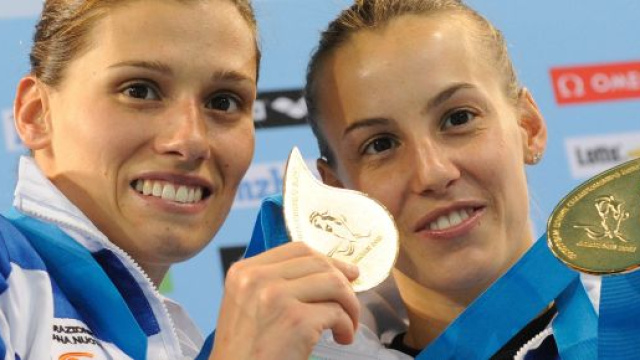 Francesca Dallp&egrave; &egrave; stata derubata: nel fatto &egrave; caduta e ha riportato delle ferite.