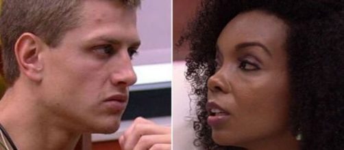 Thelma e Lucas do 'BBB20' discutiram e a web apontou o brother como racista. (Reprodução/TV Globo)