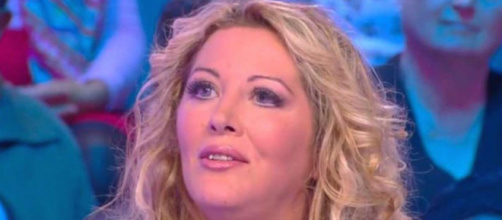 Loana aurait été agressée par son compagnon chez elle. La police serait intervenue deux fois. Credit: C8 Capture