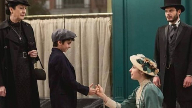 Una Vita, anticipazioni spagnole: Lucia confessa ad Ursula che Telmo è il padre di Mateo.