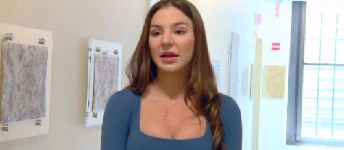 '90-Day Fiancé': Anfisa Nava slams fan ridicule over a picture of her featuring strip pole. [Image Source TLC UK/ YouTube]