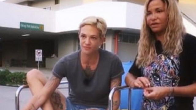 Asia Argento costretta a ritirarsi da Pechino Express, era in gara con Vera Gemma.