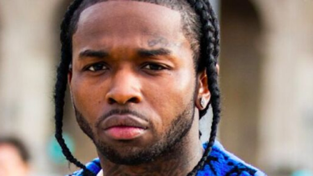 Pop Smoke, rapper americano deceduto a 20 anni.