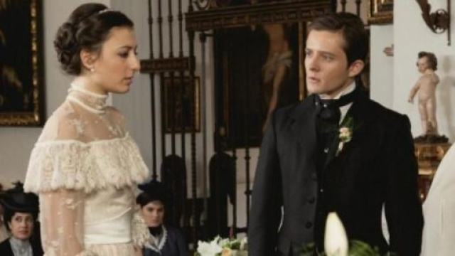 Una Vita, spoiler: Lucia lascia Samuel sull'altare.