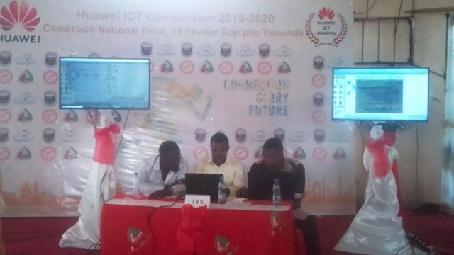 Finale de Huawei ICT Academy à SUPP'TIC à Yaoundé (c) Odile Pahai