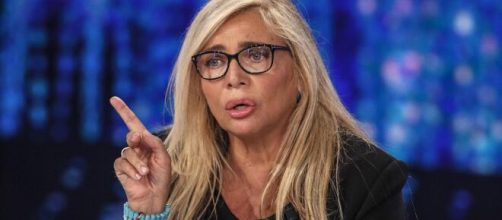 Domenica In, Mara Venier ospiterà tra gli altri Carlo Verdone, Rita Pavone, Enrico Nigiotti e Teo Teocoli.