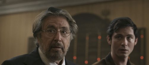 Al Pacino e Logan Lerman em cena de 'Hunters' da Amazon. (Reprodução/Amazon)