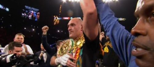 Tyson Fury è il nuovo campione del mondo dei pesi massimi versione WBC.