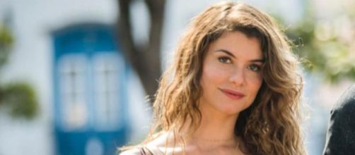 A atriz Alinne Moraes declarou em uma entrevista que é ateísta. (Divulgação/TV Globo)