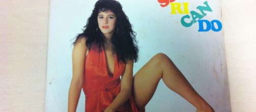 'Sassaricando', primeira capa de disco de Cláudia Raia. (Arquivo Blasting News)