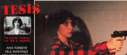 Tesis | 1996 | Movie posters La cinta española ‘Tesis’ de 1996 dirigida por Alejando Amenábar será una serie televisiva