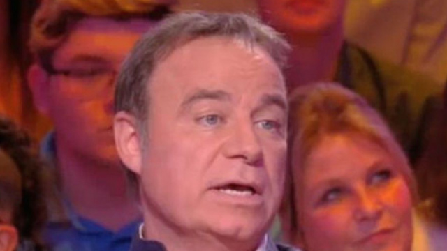TPMP : Fabien Lecoeuvre fait des révélations sur la chanson "Je te promets" de Johnny Hallyday. Credit : C8