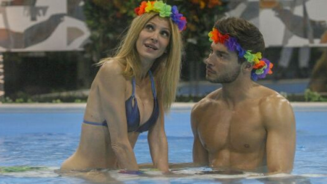 Adriana Volpe e Denver, il marito di lei sbotta: 'Vedere certe immagini non è piacevole'.