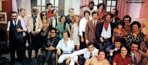 Reunião do elenco que participou da novela 'Irmãos Coragem'. (Divulgação/TV Globo)