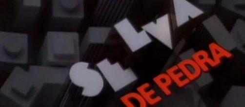 Logotipo da segunda versão de Selva de Pedra (1986), que estreia no Viva em substituição a 'Terra Nostra'. (Reprodução/Memória Globo)