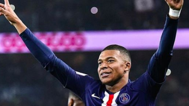 PSG : Mbappé n'a pas apprécié que Thomas Tuchel le sorte à la 69ème minute du match contre Montpellier. Instagram/PSG