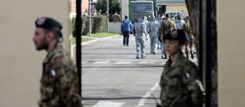 Coronavirus, rimpatriati 56 italiani. Un 17enne lasciato a Wuhan.